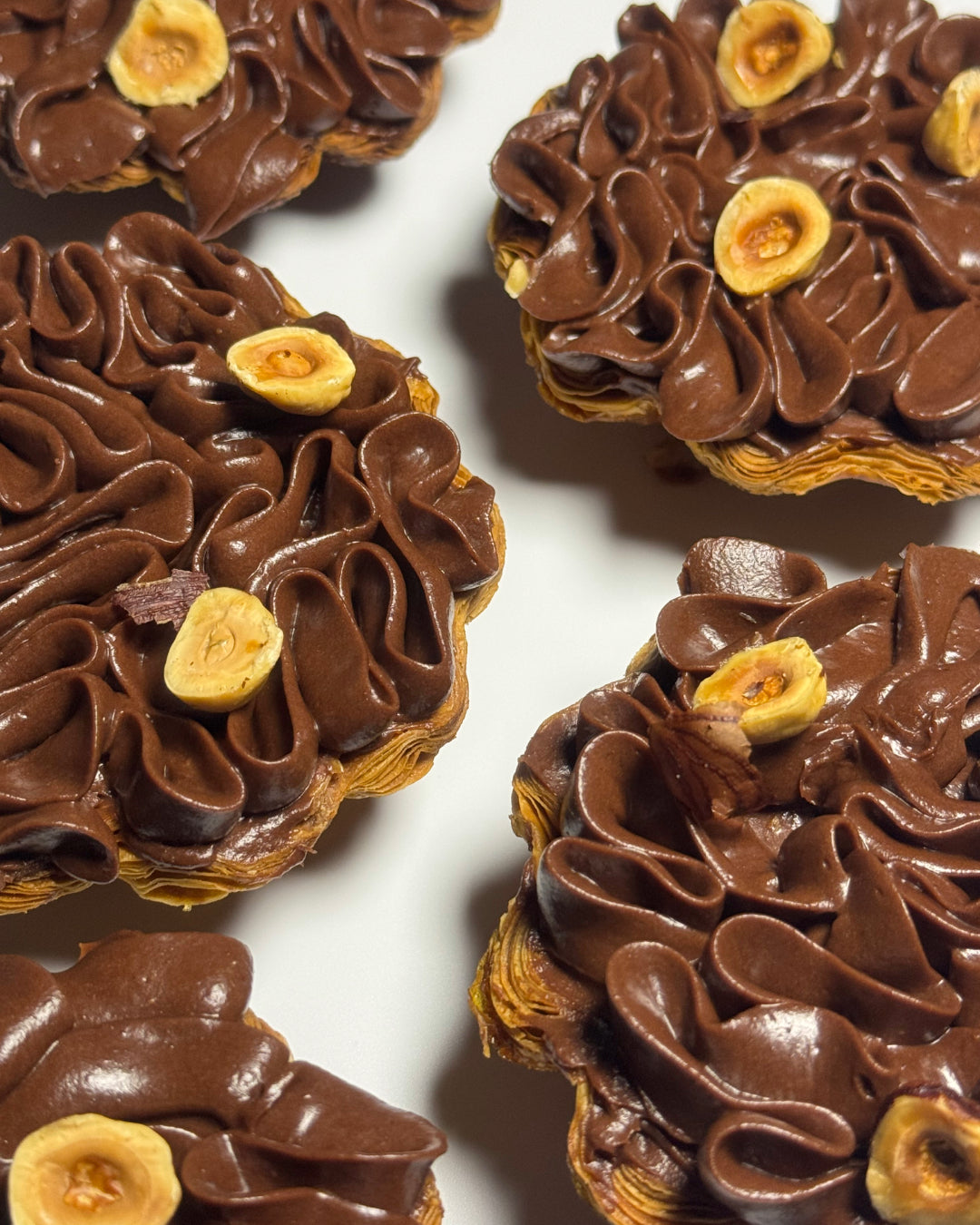 零陵香豆黑巧克力榛果酥皮撻 Tonka Beans Dark Chocolate Hazelnut Ganache Feuilleté Tart