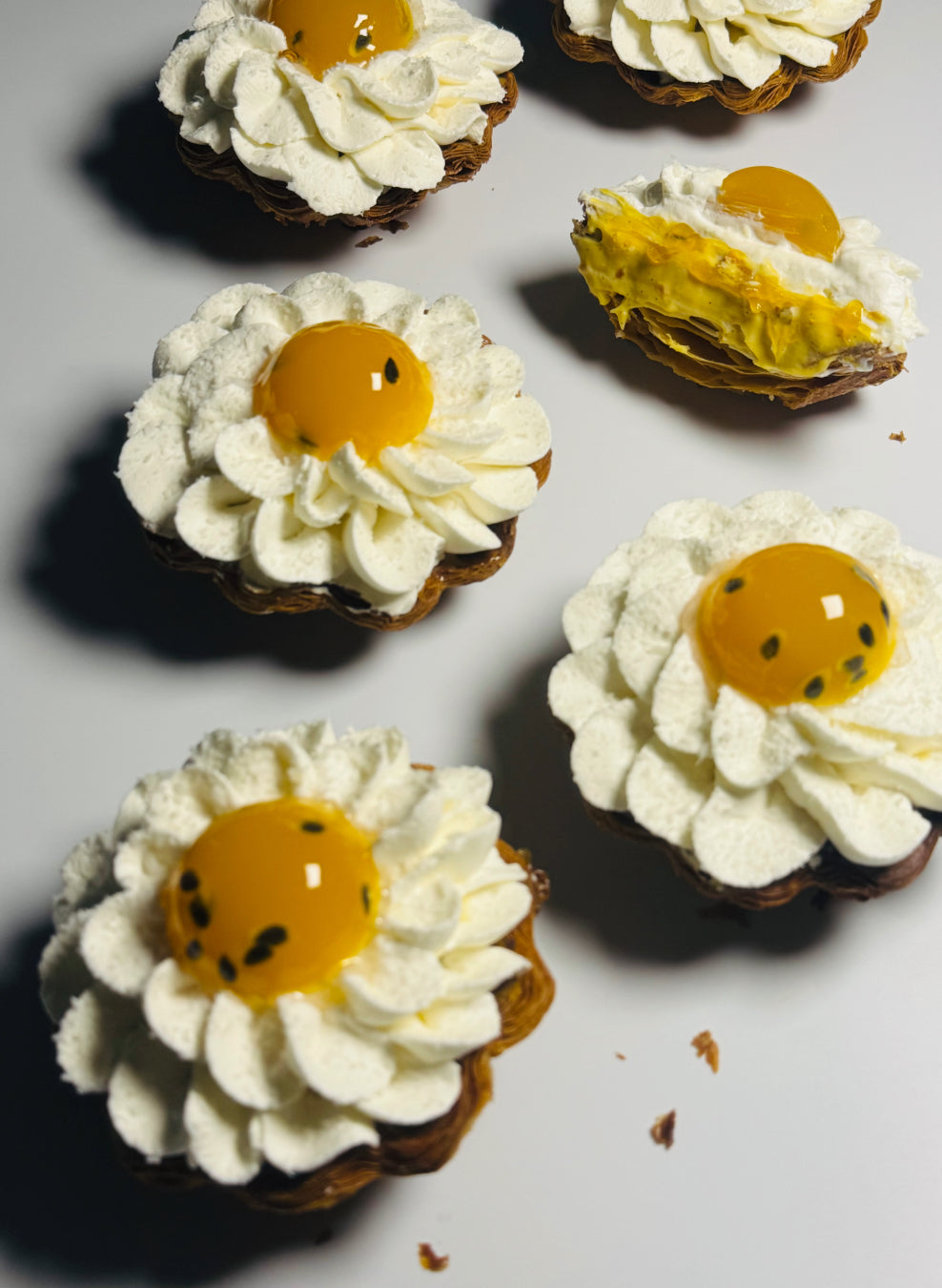 法式熱情果椰子香緹酥皮撻 French Passion Fruit & Coconut Chantilly Feuilleté Tart