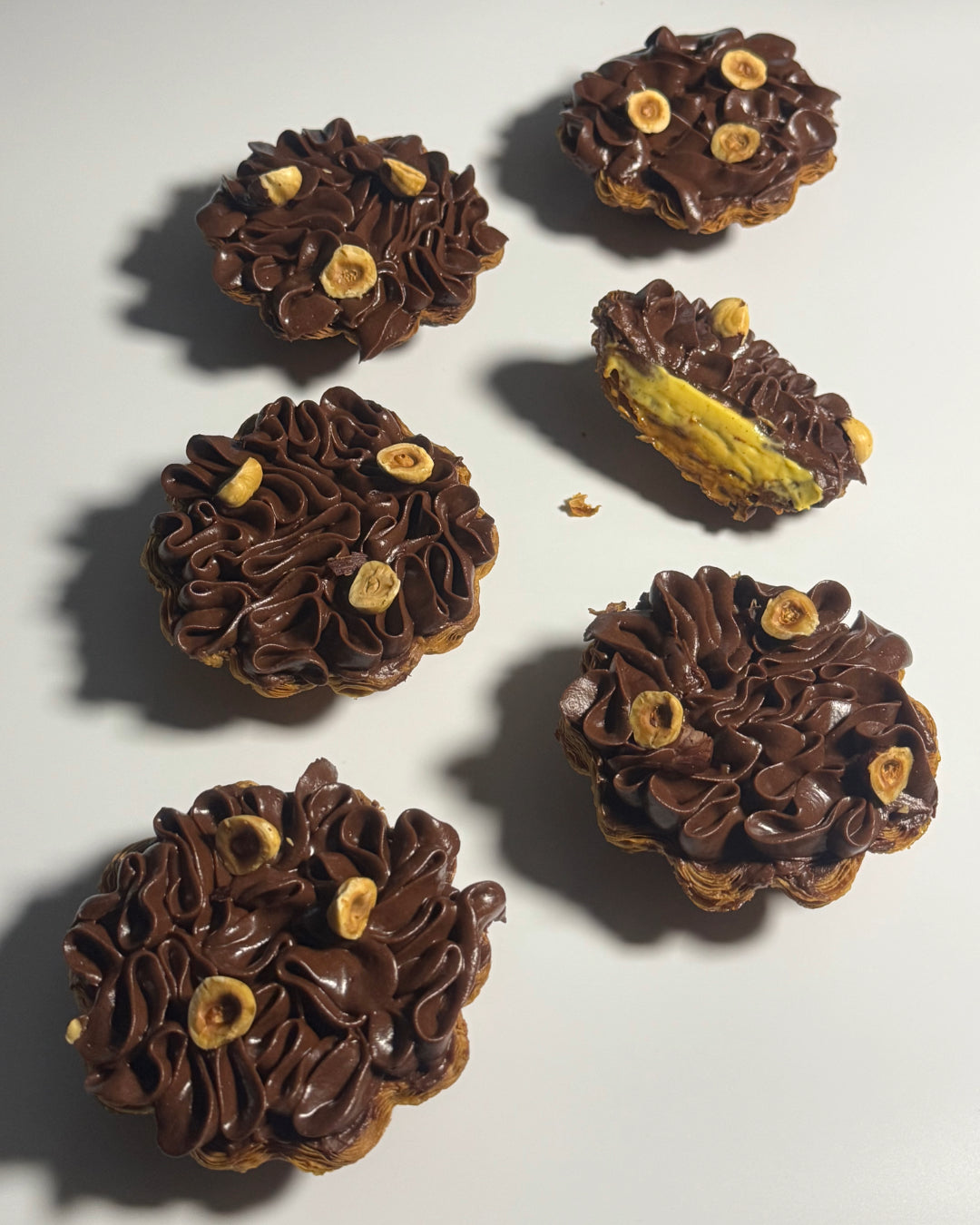 零陵香豆黑巧克力榛果酥皮撻 Tonka Beans Dark Chocolate Hazelnut Ganache Feuilleté Tart