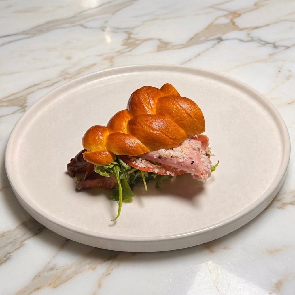 羅勒青醬法式火腿布里歐 Basil Pesto Jambon Parisienne Brioche